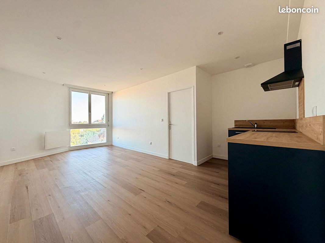 Appartement 2 pièces 47 m² · à Châlons-en-Champagne · 47 m² · 600 €