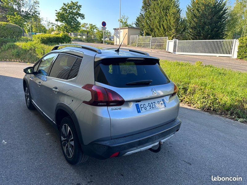 Peugeot 2008 1.2THP 130ch an 2019 Clim GPS 5990 eur (image 4)