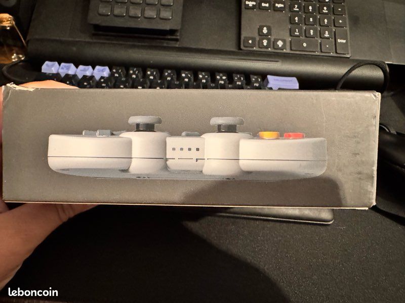 Manette SF30 Pro gamepad Controller Bluetooth 8bitdo (image 2)