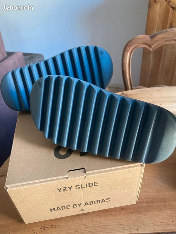 Yeezy slide ONYX Slate Marine - Neuve - 38EU/ 5US (image 7)