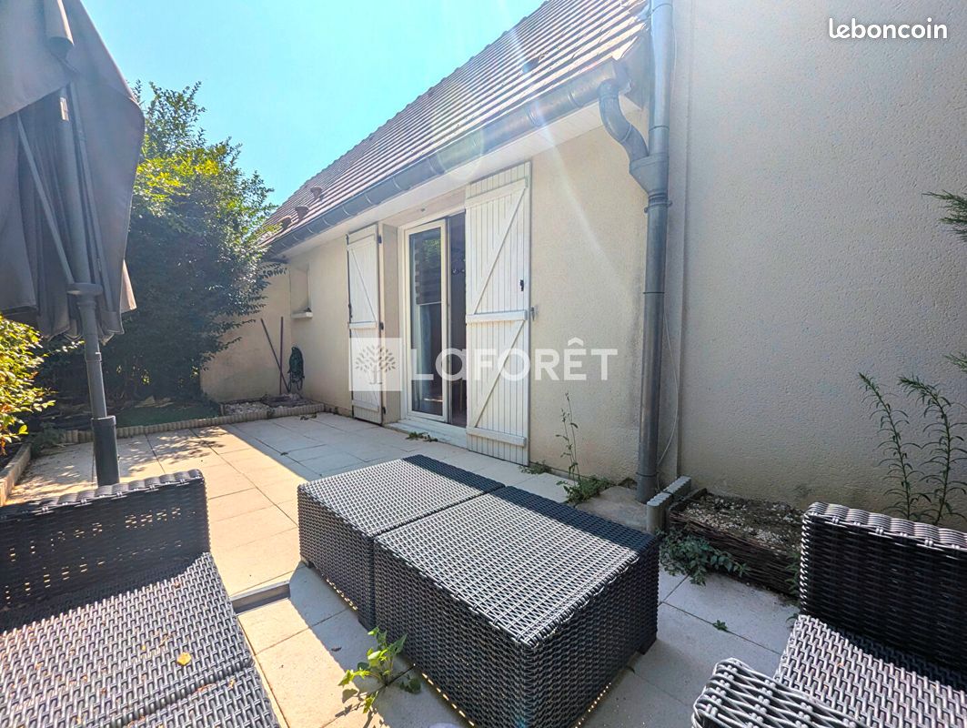 Appartement 3 pièces 52 m² · à Plaisir · 52 m² · 215 000 €