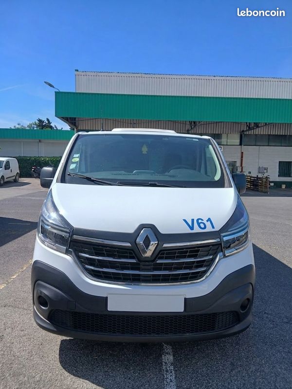 RENAULT TRAFIC L1H1 dCi 120 Ch EURO 6 FRIGORIFIQUE *21 000 HT (image 1)