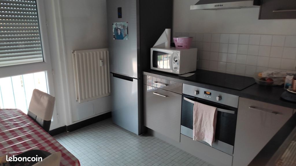 Appartement 3 pièces 75 m² · à Troyes · 75 m² · 850 €