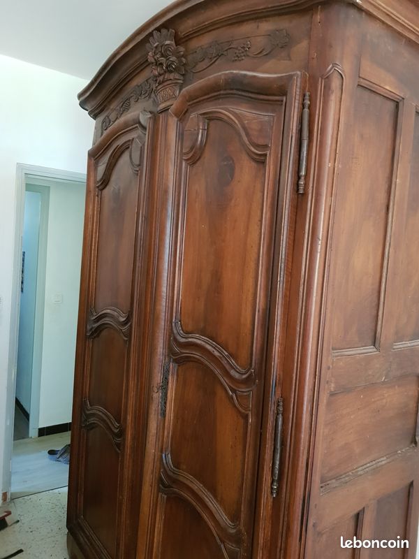 Armoire ancienne noyer massif (image 3)