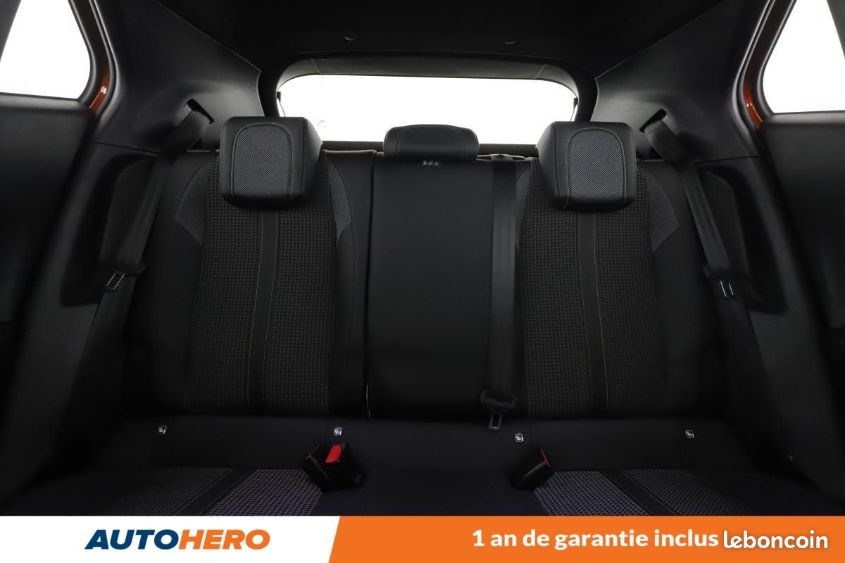 Peugeot 2008 1.2 PureTech GT Line EAT8 131 ch (image 9)