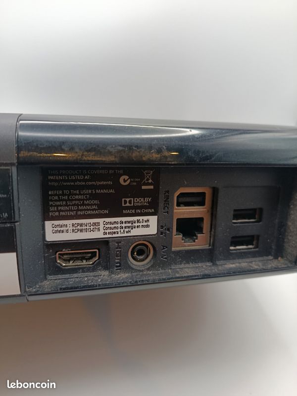 Xbox 360 E Noir 250go (image 4)