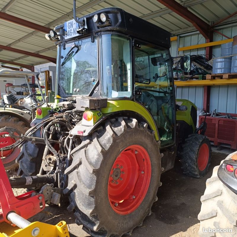Claas NEXOS 230 M (image 2)