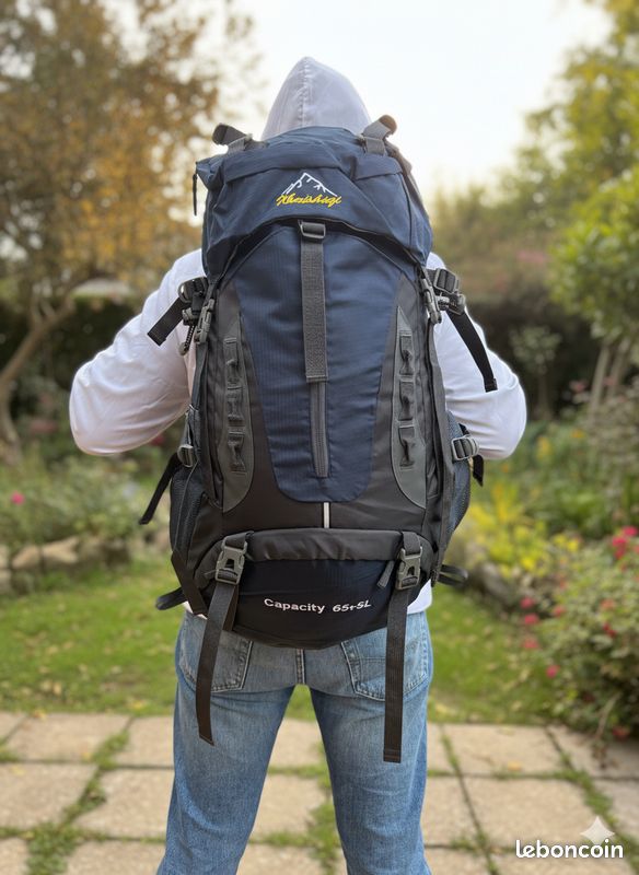 Sac à Dos De Randonnée 70L Gkstly – Grand, Léger, Imperméable, Avec Pochettes Multiples, Idéal Pour Le Camping, Trekking, Voyage, Noir (Taille L)