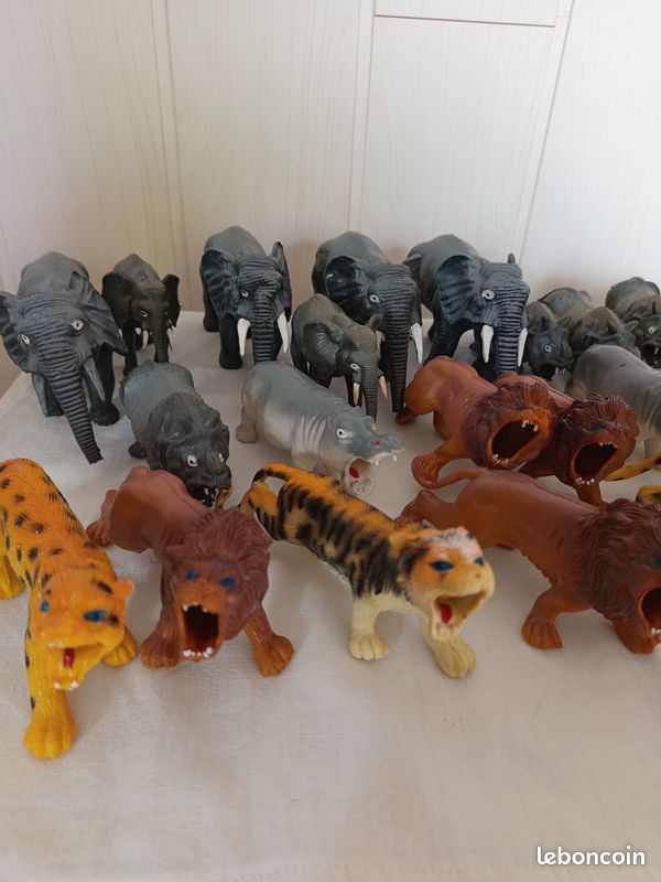 Grande Série d'Animaux SFBJ Anciens Jouets en Composition