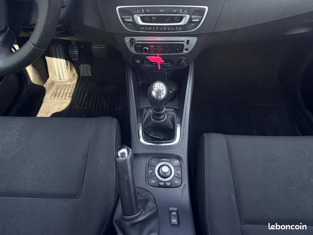 Renault Mégane III (B95) 1.5 dCi 110ch FAP Business eco² (image 18)