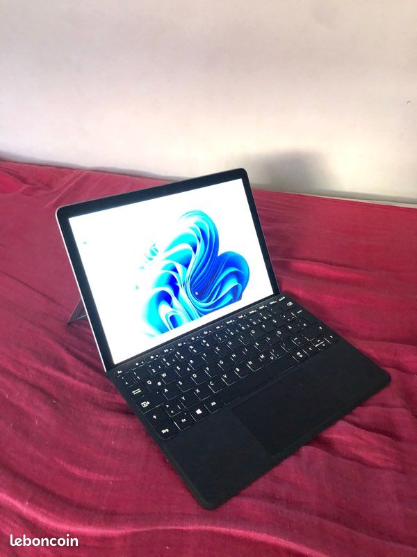 Tablette Microsoft surface Go 2 + clavier (image 4)