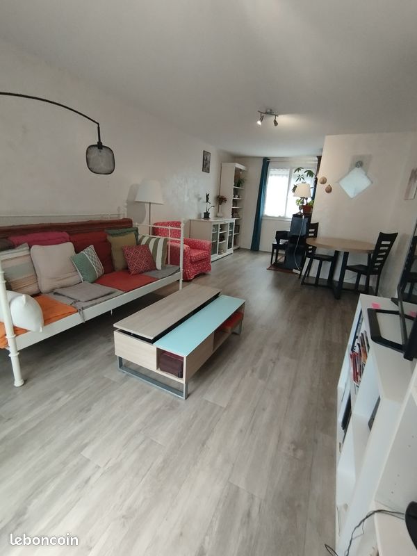 Appartement 5 pièces 100 m² · à Chambéry · 100 m² · 280 000 €
