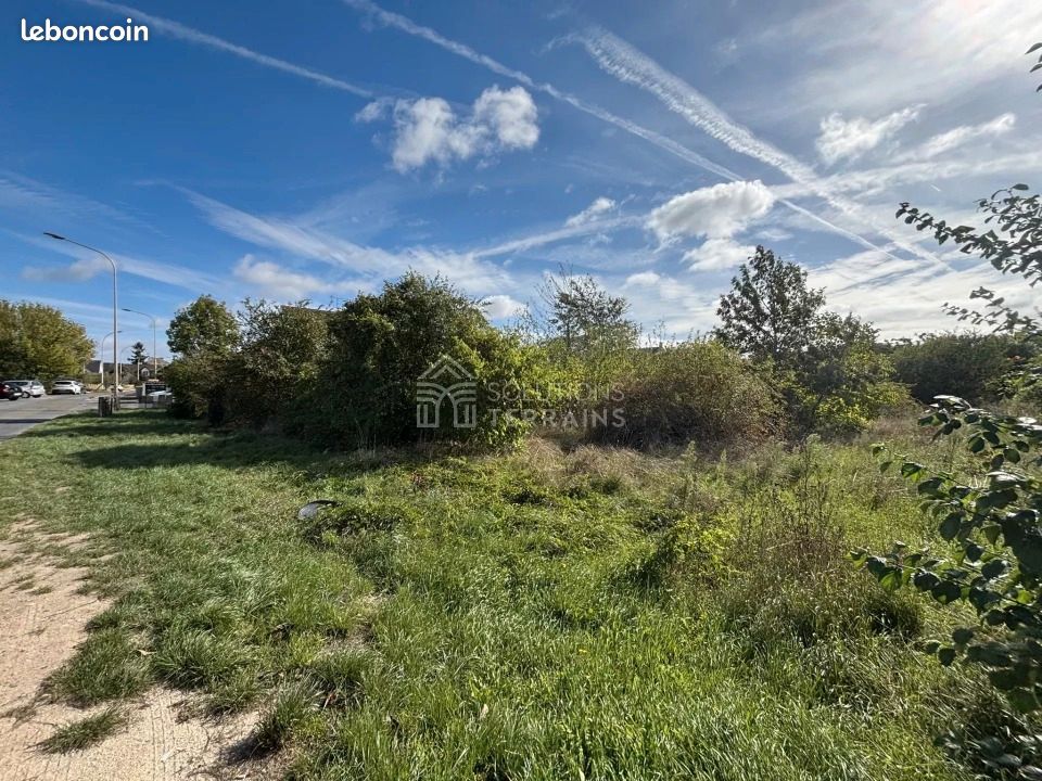 Terrain 581 m² · à Montesson · 395 000 €