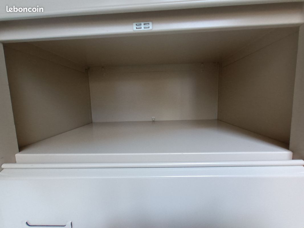 Armoire / classeur à casier métallique (image 3)
