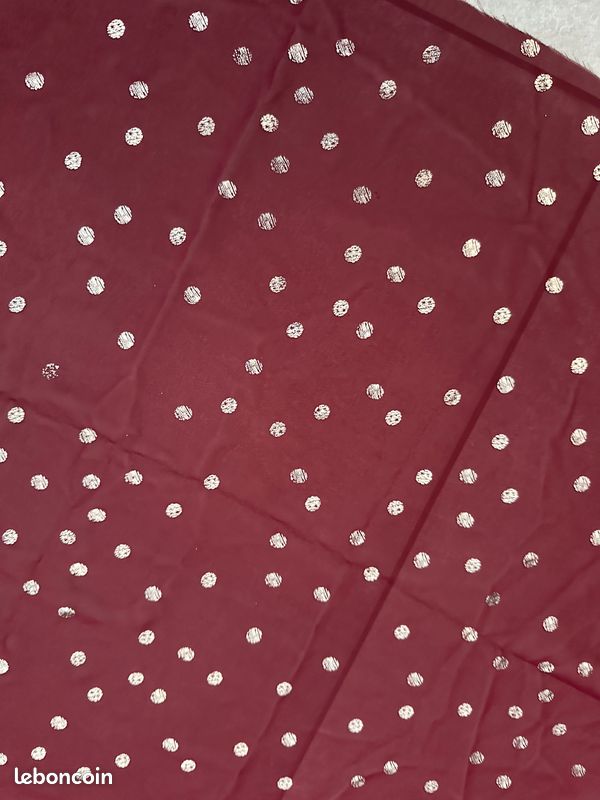 Coupon de tissu mousseline bordeaux (image 2)