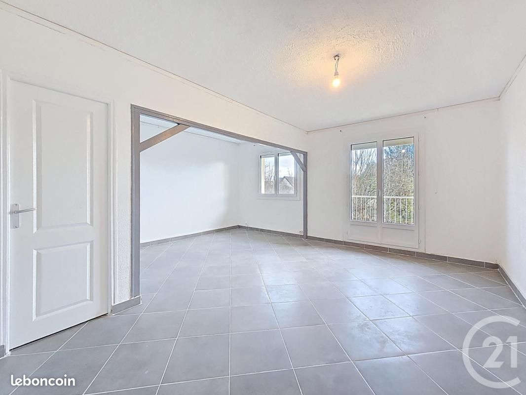 Appartement 4 pièces 63 m² · à La Chapelle-Saint-Luc · 63 m² · 775 €/mois