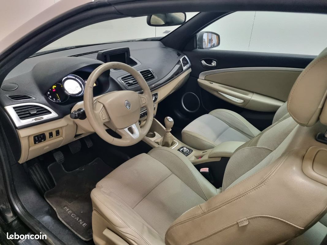 Renault Megane Coupé Cabriolet 2.0 DCi 160ch / Intérieur beige (image 7)