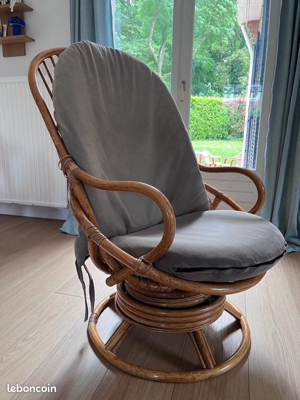 Fauteuil en rotin (image 2)