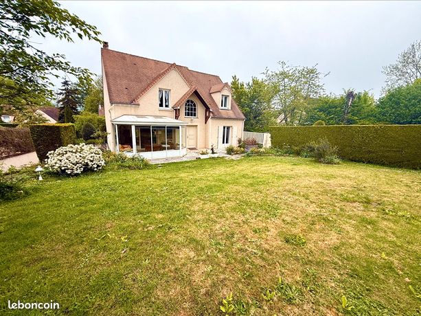 Maison 8 pièces 175 m²