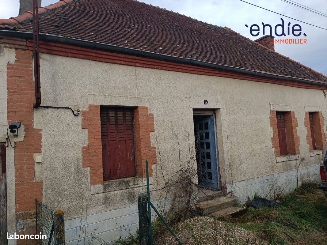 Maison 3 pièces 63 m² · à Saint-Désiré · 63 m² · 46 000 €