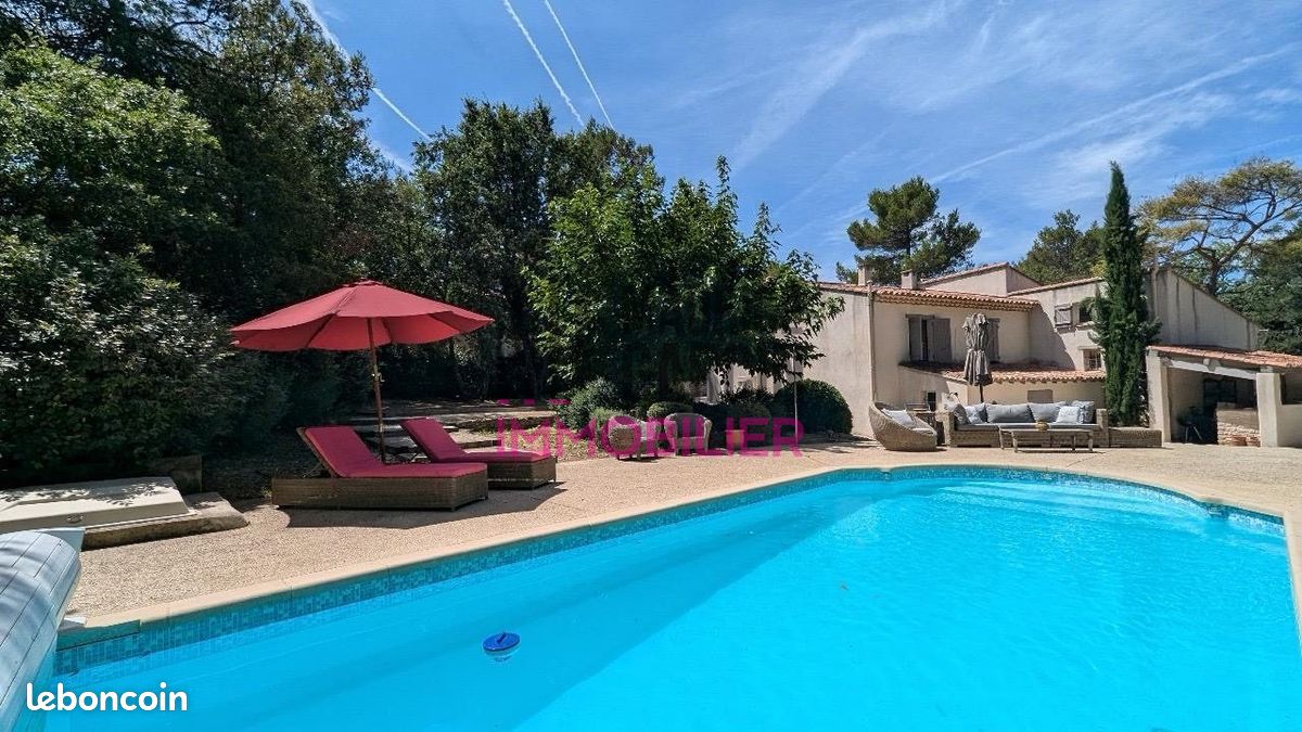 Maison 3 pièces 120 m² · à Ménerbes · 120 m² · 578 000 €