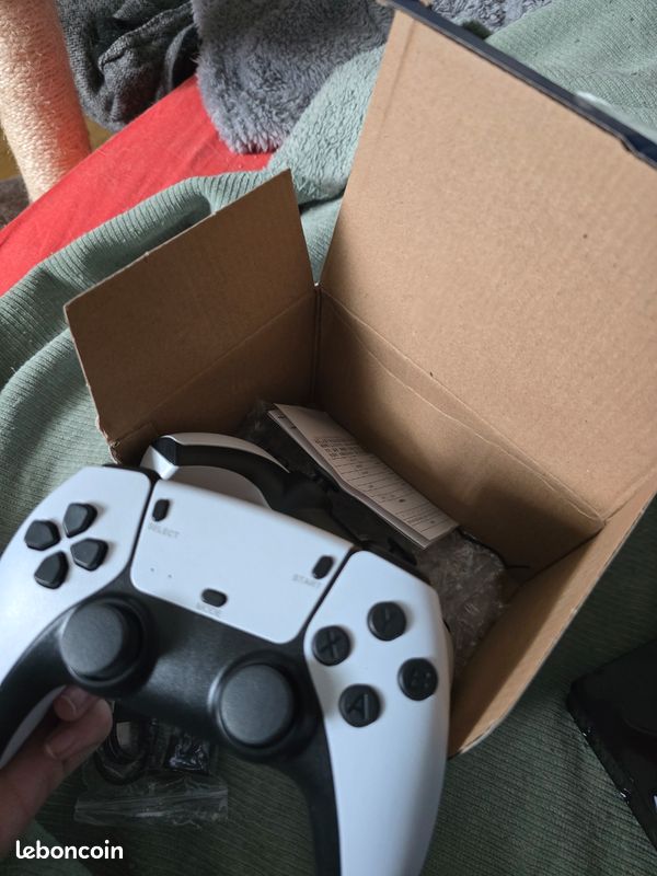 M15 Console Rétro Avec 20 000 Jeux Et 2 Manettes Sans Fil – Sortie HDMI 4K, Plug-and-play, Cadeau Idéal !