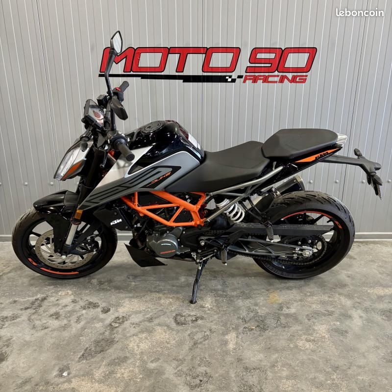 Ktm 125 duke abs (image 4)