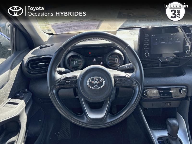 Toyota Yaris 116h Design 5p (image 9)