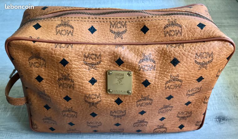 Vintage MCM Mode Creation Munich Visetos cognac toiletry cosmetic bag