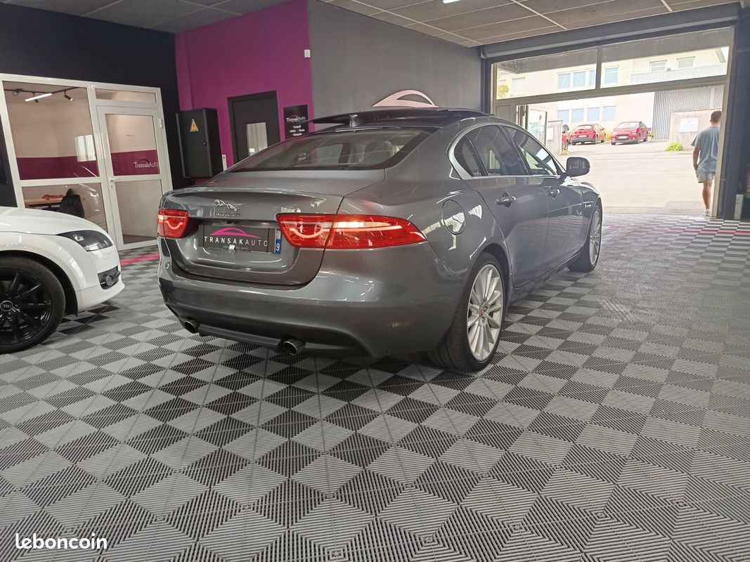 Jaguar xe 2.0l 250cv portofolio (image 5)