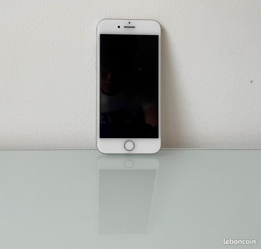 IPhone 7 (image 2)