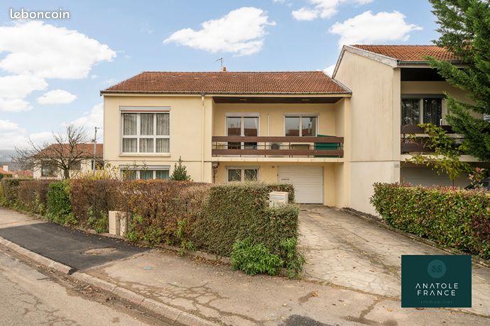 Propriété 6 pièces 120 m²