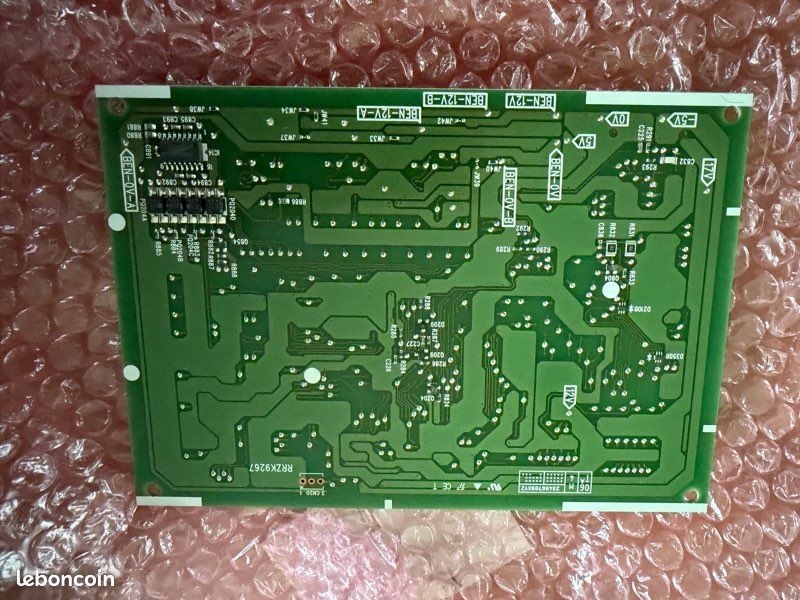 Carte électronique Hitachi d’origine – Climatisation – Neuve (image 2)