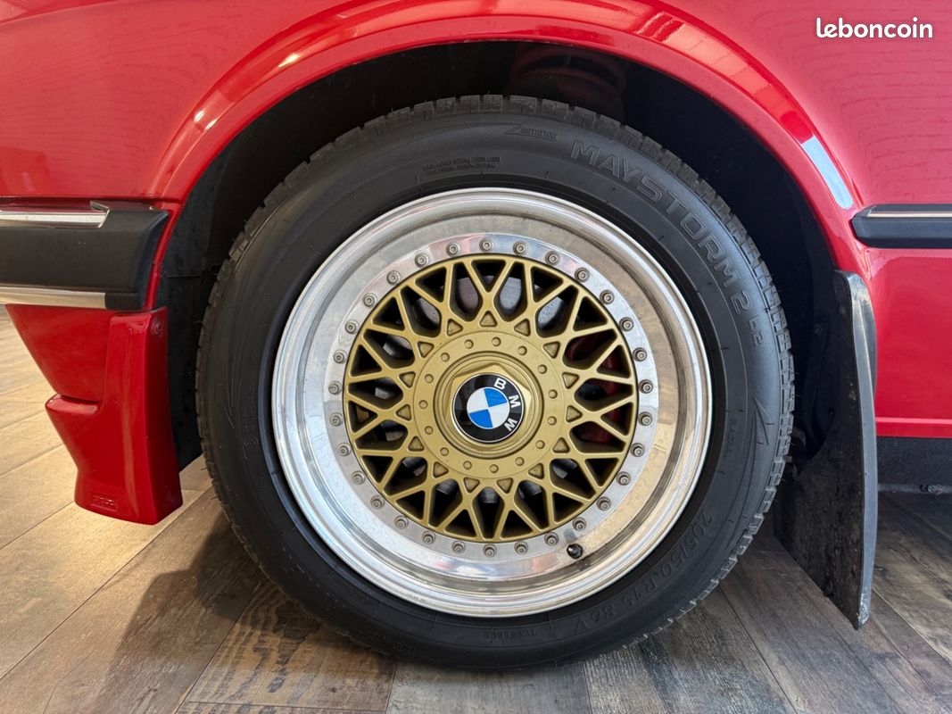 BMW e30 323i M tech 2.3 i 150ch Pont Autobloquant + boite inversée + BBS RM (image 28)