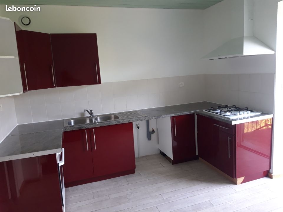 Appartement 4 pièces 115 m² · à Mont-le-Vernois · 115 m² · 680 €/mois