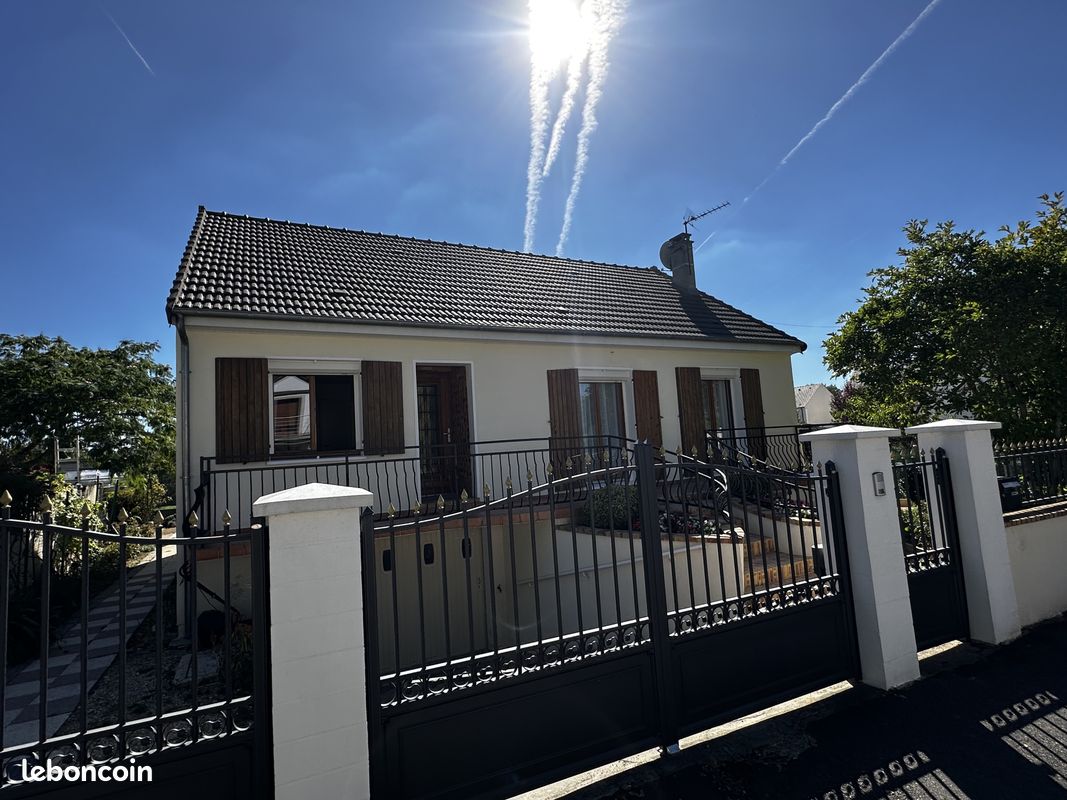 Maison 4 pièces 103 m² · à Vaux-le-Pénil · 103 m² · 330 000 €