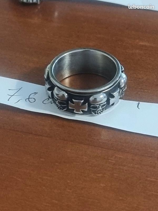 Bague homme skull (image 1)