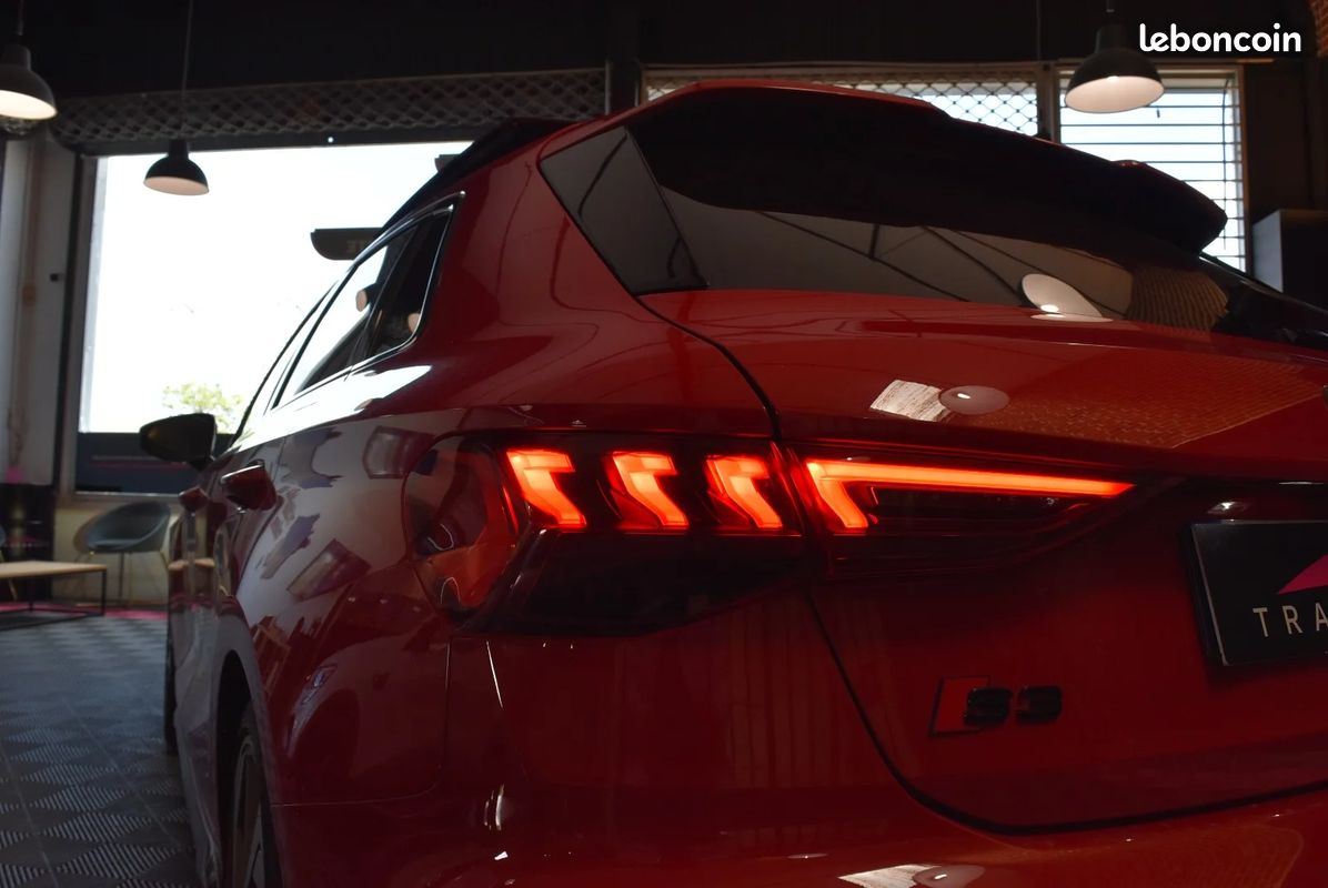 AUDI S3 SPORTBACK TFSI 310 S tronic 7 Quattro (image 10)