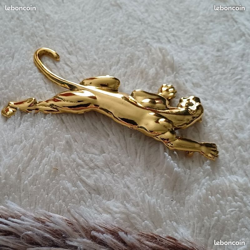 Broche Panthère Dorée Avec Strass Blancs Et Collier - Bijou Fantaisie - Neuf Sans Emballage - Style Animalier