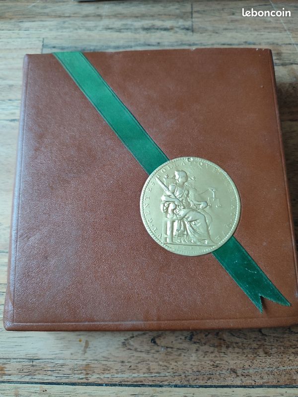 Livre les grands procès de l'histoire (image 1)