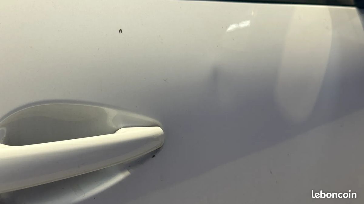 Peugeot 208 1.6 HDi 75ch Active - Carplay - Régulateur de vitesse - Idéal jeune permis (image 30)