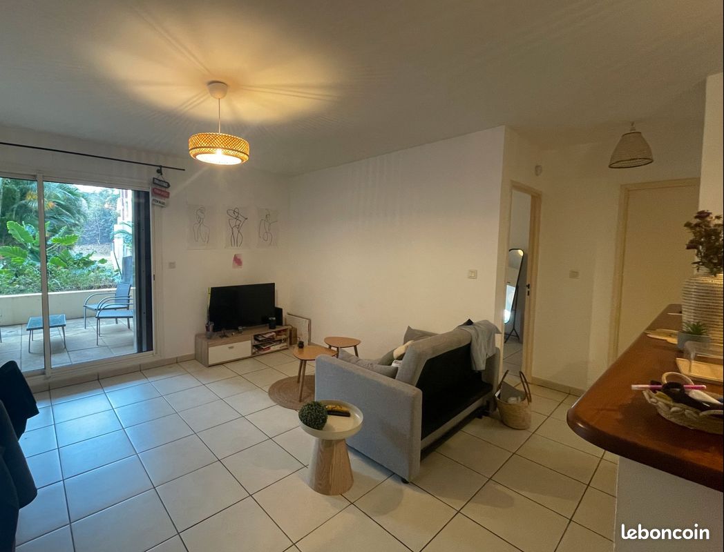Appartement 2 pièces 44 m² · à Saint-Denis · 44 m² · 156 000 €