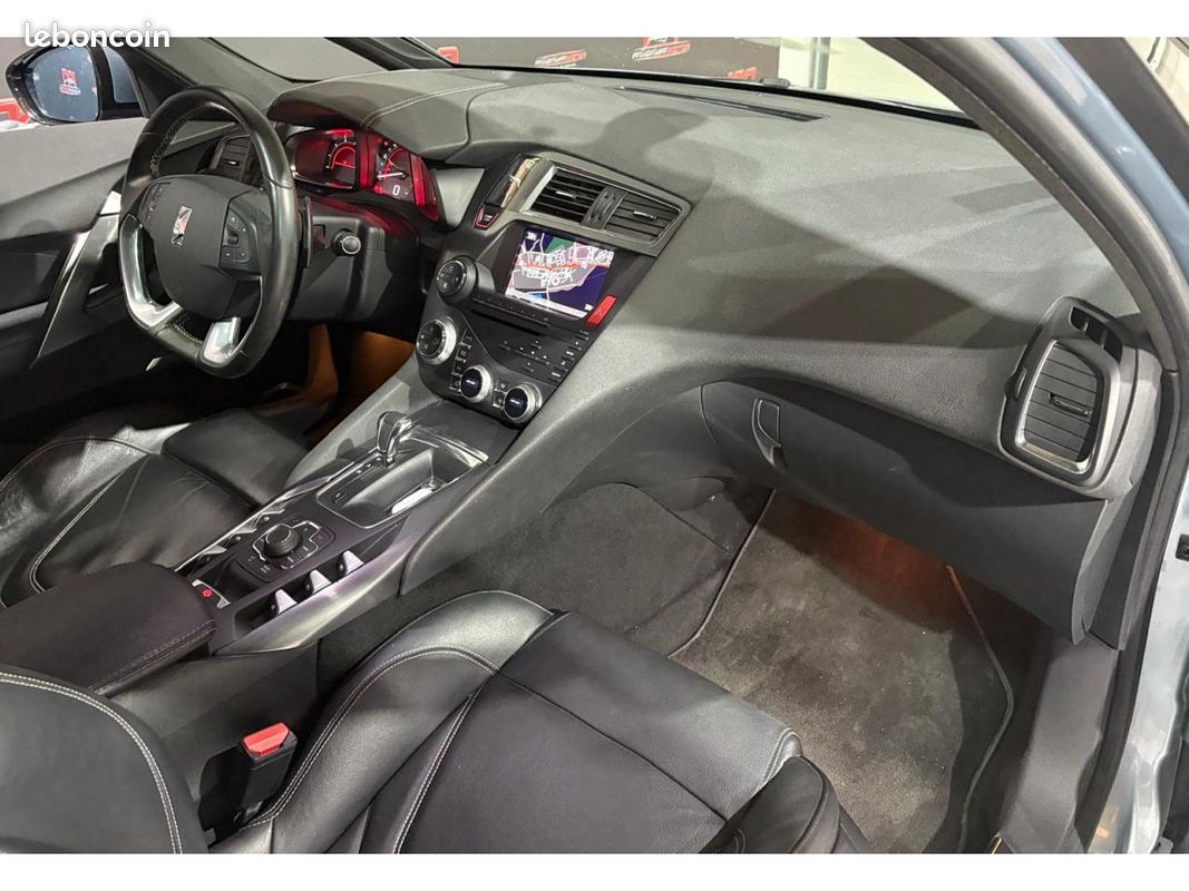 DS DS 5 1.6 e-HDi - 115ch - BVA So Chic - garantie 6 mois (image 14)