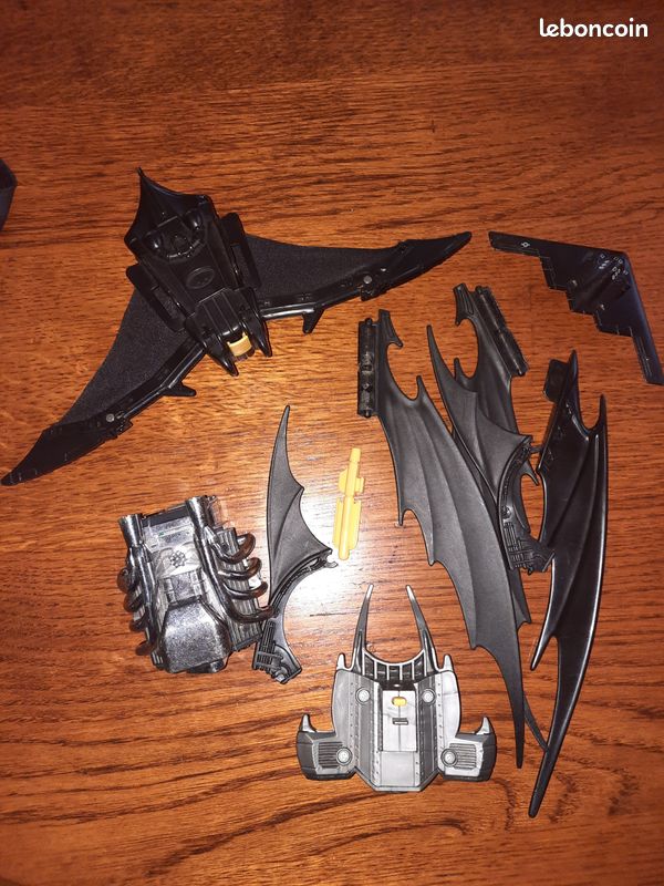 Batmobiles et accessoires (image 1)
