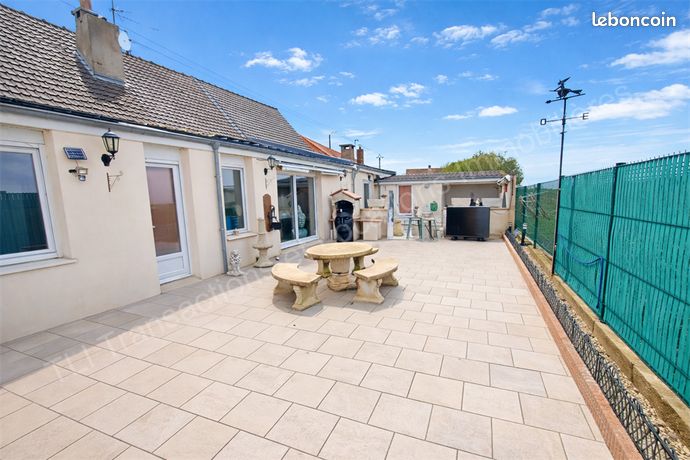 Maison 4 pièces 215 m²