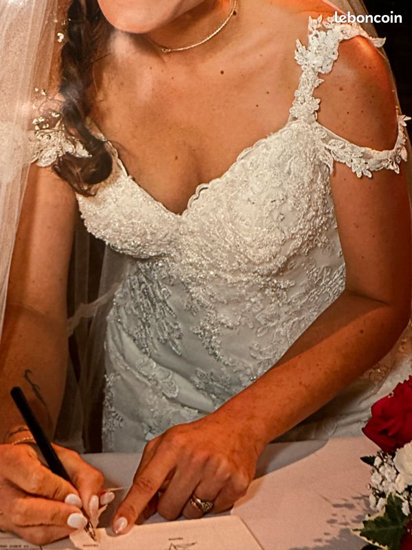 Robe de mariée coupe sirène dos nu (image 6)