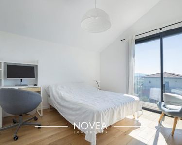 Maison 720 000 € - 180 m²
