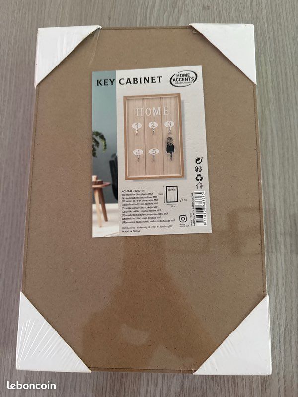 Armoire à clefs en bois (image 2)