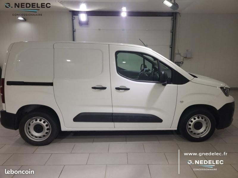 Peugeot Partner Standard 650kg BlueHDi 130ch S&S Asphalt EAT8 (image 4)