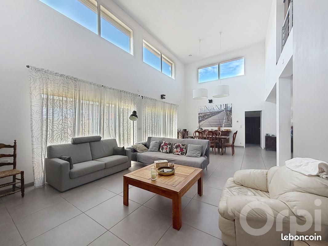 Maison 7 pièces 208 m² · à Le Soler · 208 m² · 470 000 €
